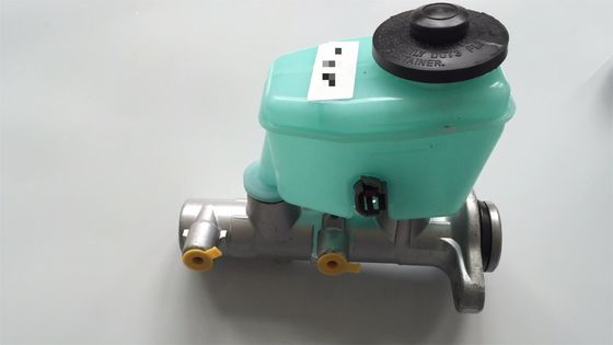 47201-3D390	Otomatik Fren Ana Silindiri  TOYOTA  Hilux'a UYAR 47201-3D390	AONE OEM  TOYOTA'ya UYAR  Silindir Alt montaj Fren Ana Silindiri 47201-3d390